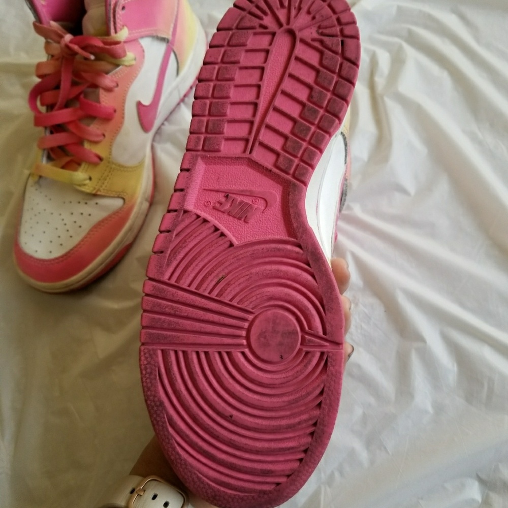 Nike shoes